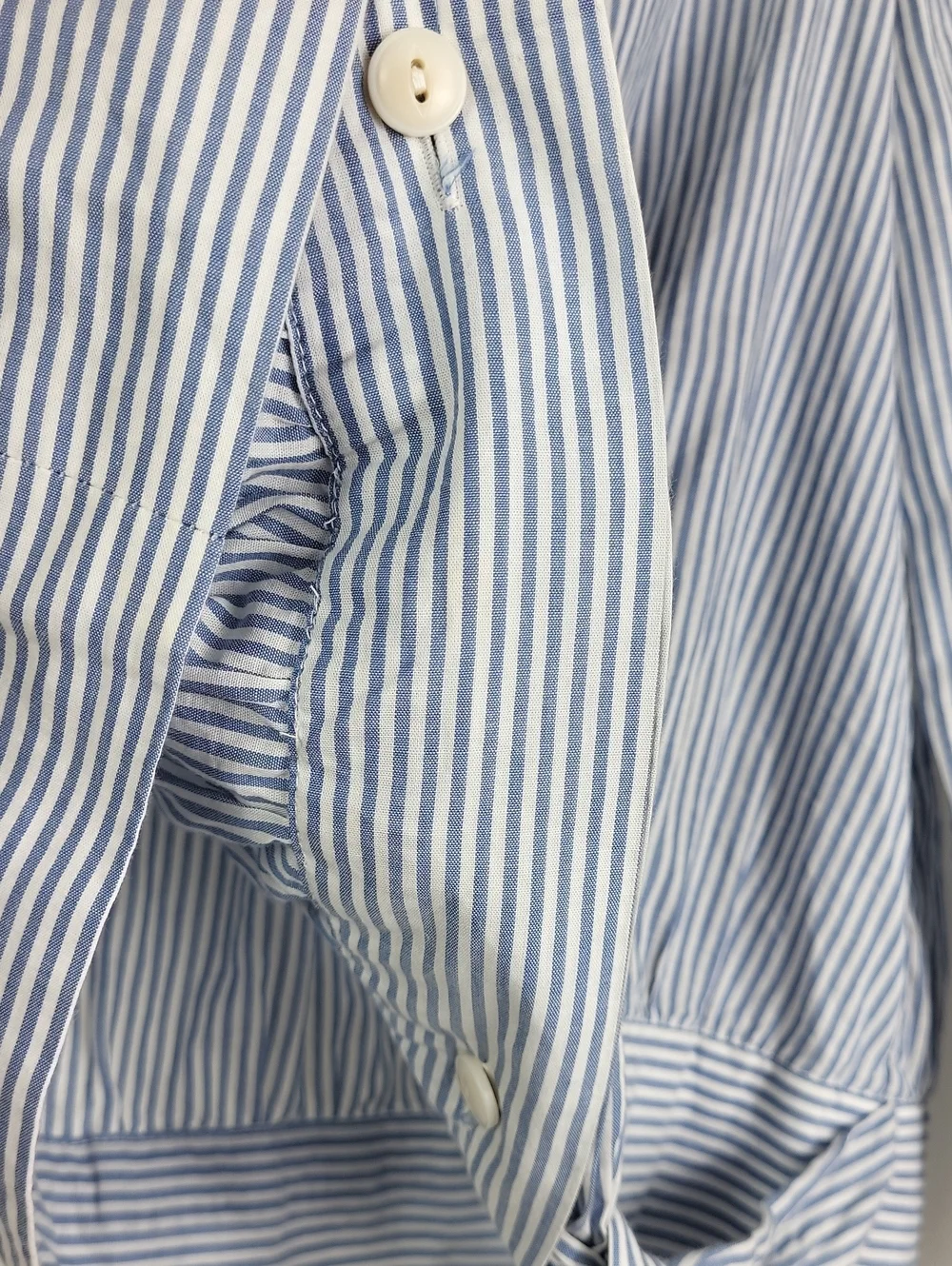 Madewell 100% cotton Navy and White Striped Wrap Blouse with Tie Waist. Size S